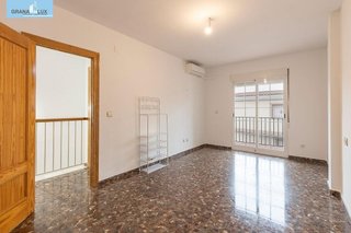 Casa adosada en venta en Maracena