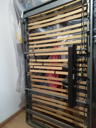 Cama articulada metálica 1.05