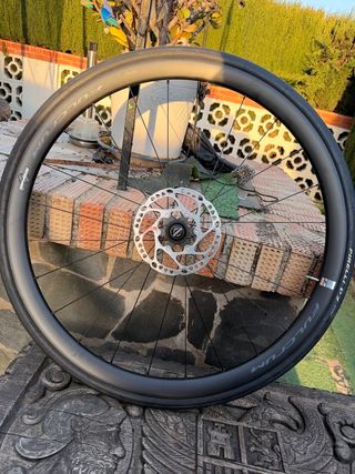 Rueda Fulcrum Soniq AL 2WF-R C23 AFS