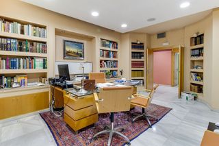 Local comercial en venta en Centro Urbano en Estepona