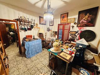 Casa adosada en venta en Consuegra