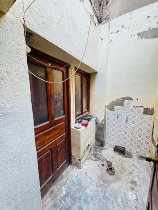 Casa adosada en venta en Consuegra