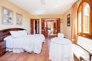 Chalet en venta en Baza