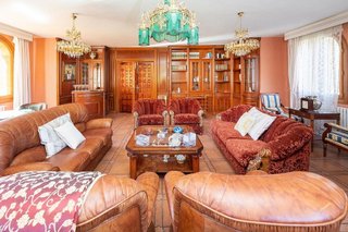 Chalet en venta en Baza
