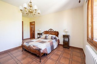 Chalet en venta en Baza