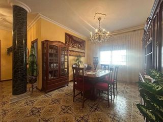 Chalet en venta en Arenal - La Pólvora en Dos Hermanas