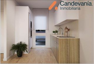 Casa adosada en venta en Zuera