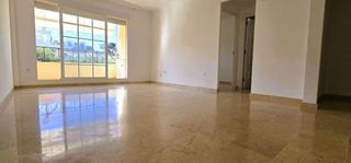 Piso en venta en Elviria en Marbella