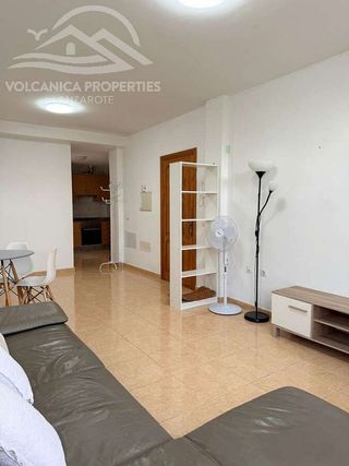 Piso en venta en Centro - La Vega Alta en Arrecife