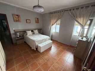 Piso en venta en Linares