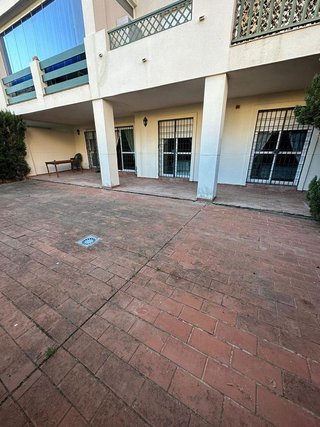 Piso en venta en Nueva Andalucía centro en Marbella
