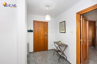 Piso en venta en Pajaritos - Plaza de Toros en Granada