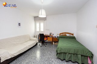 Piso en venta en Pajaritos - Plaza de Toros en Granada
