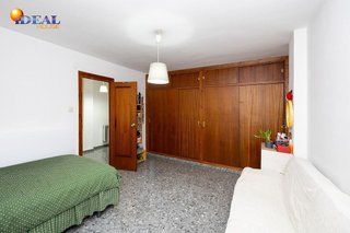 Piso en venta en Pajaritos - Plaza de Toros en Granada