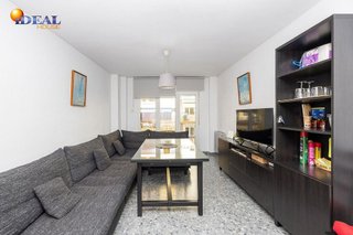 Piso en venta en Pajaritos - Plaza de Toros en Granada