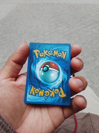 Carta Pokémon JOLTIK de N Rever Holo