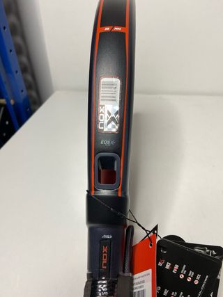 : Pala Nox AT10 Genius Agustín Tapia 18K