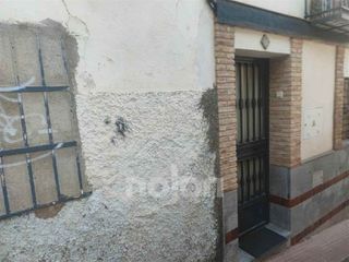Casa adosada en venta en Ctra. Circunvalación - La Magdalena en Jaén