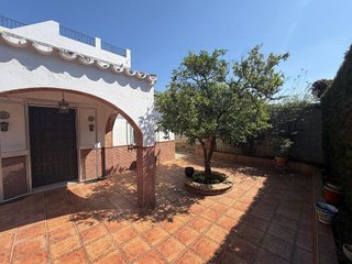Chalet en venta en Bollullos de la Mitación