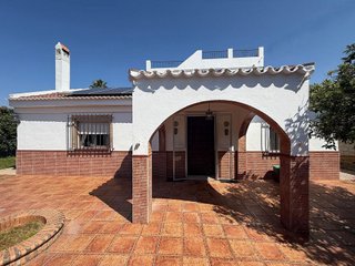 Chalet en venta en Bollullos de la Mitación