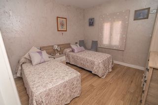 Casa adosada en venta en Linares