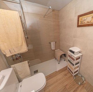 Casa adosada en venta en Linares
