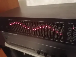 Ecualizador Gráfico Yamaha EQ-330