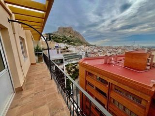 Piso en venta en Casco Antiguo - Santa Cruz en Alicante
