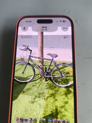 Bicicleta infantil rosa . negra y otra de decathlo