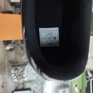 Zapatillas Fútbol Puma Attacanto Talla 43