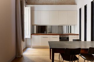 Piso en venta en El Raval en Barcelona