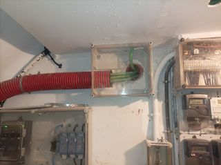 Electricista autorizado Madrid. Reparaciones.