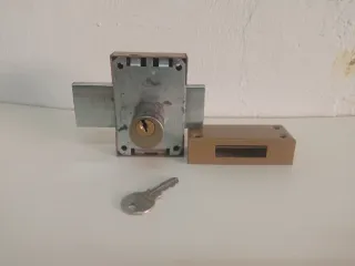 Cerradura exterior con llave