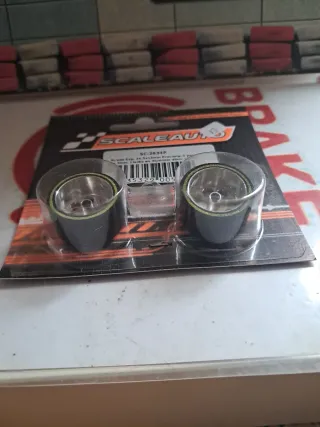 RUEDAS ESPUMA 24.5x13mm eje 3mm scaleauto