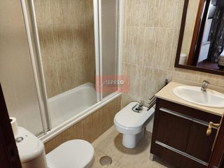 Piso en venta en Ventiun en Ourense
