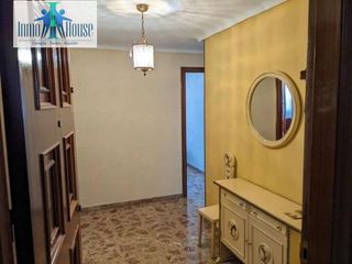 Piso en venta en Santa Cruz - Industria - Polígono Campollano en Albacete