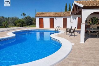 Chalet en venta en Crevillent