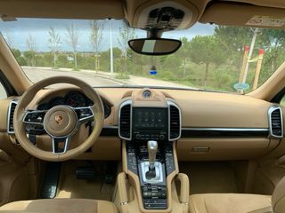 Porsche Cayenne 2016