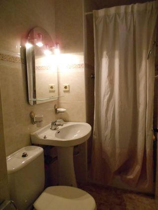 Se vende piso junto Avd. La Fama/Vistabella