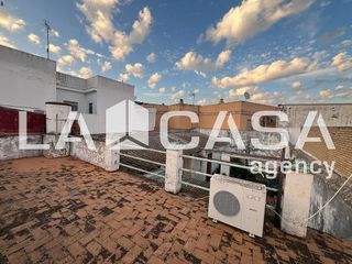 Chalet en venta en Centro - Doña Mercedes en Dos Hermanas