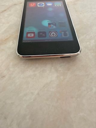 Apple iPod Touch 8GB Plata