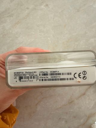 Apple iPod Touch 8GB Plata