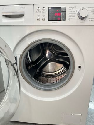 Lavadora Bosch semi nueva 8 kilos