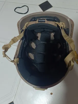 Casco FMA y protección cygnus armory