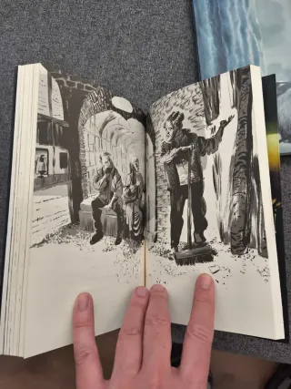 El libro del cementerio Neil Gaiman y Dave Mckean