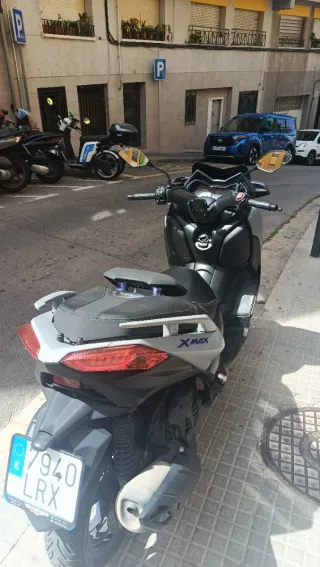 Yamaha XMAX 125cc EDICION ICON BLUE