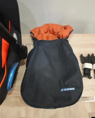 Maxi-Cosi Cabriofix + Adaptadores Bugaboo