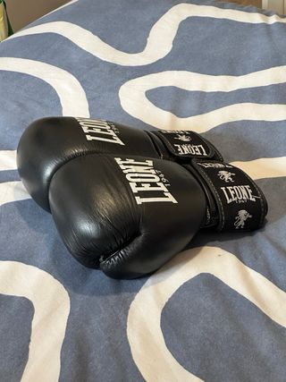 Guantes de boxeo Leone 14 onzas negros