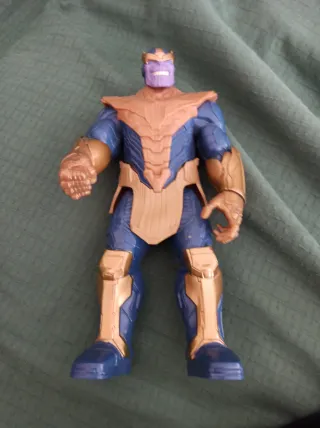 Muñeco Thanos Hasbro