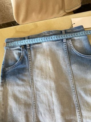 Falda denim Zara larga